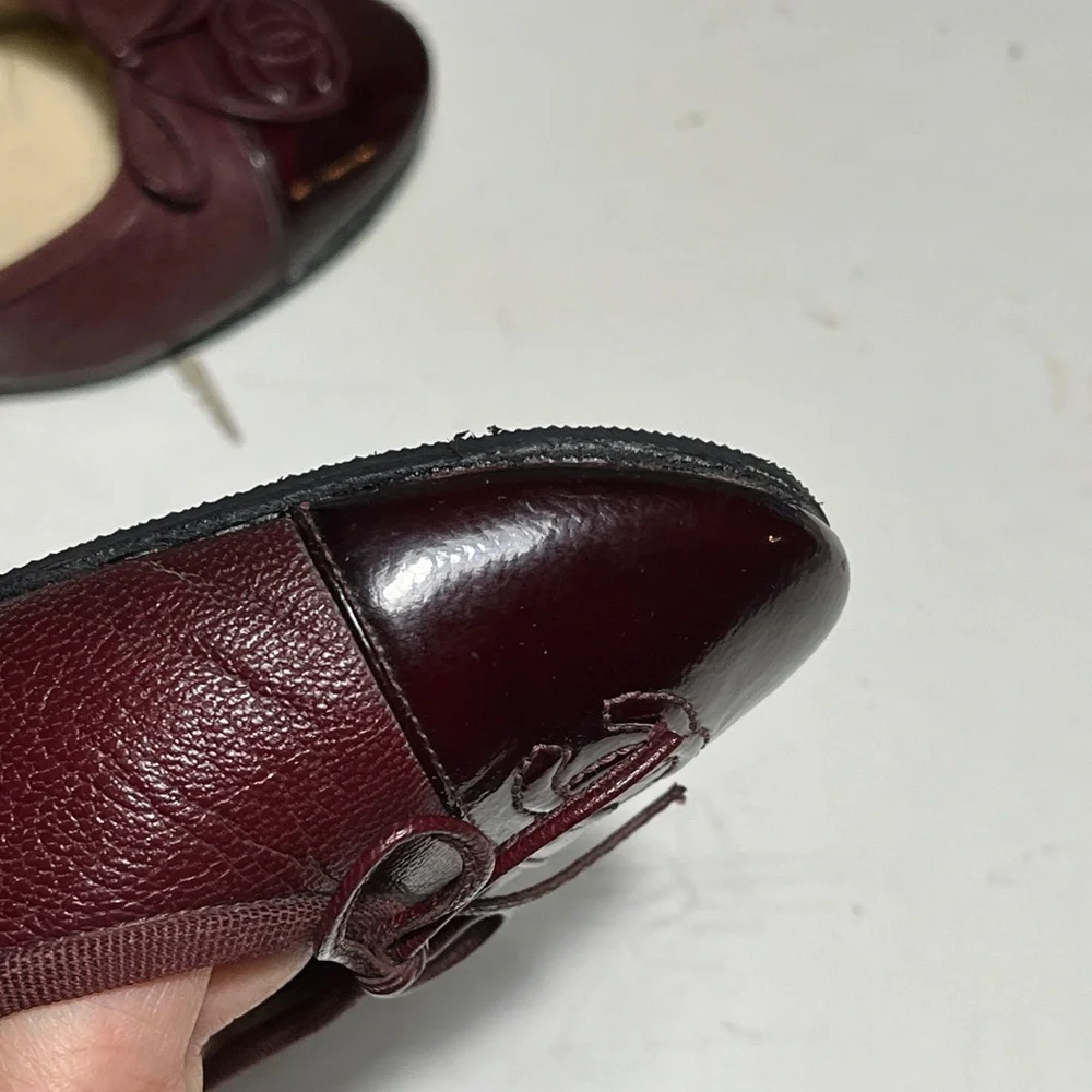 CHANEL Women's Dark Red Leather Flats - Picture 3 of 16